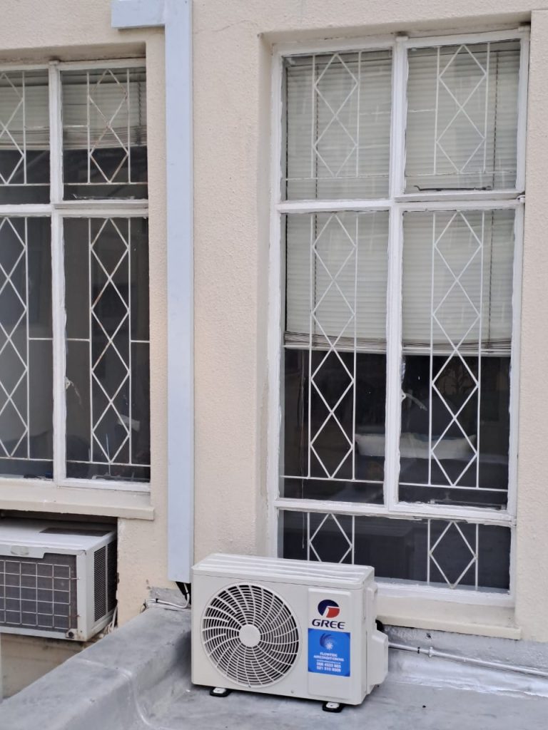 Seapoint Medical Centre - 9000 Btu Gree Midwall Split - outdoor